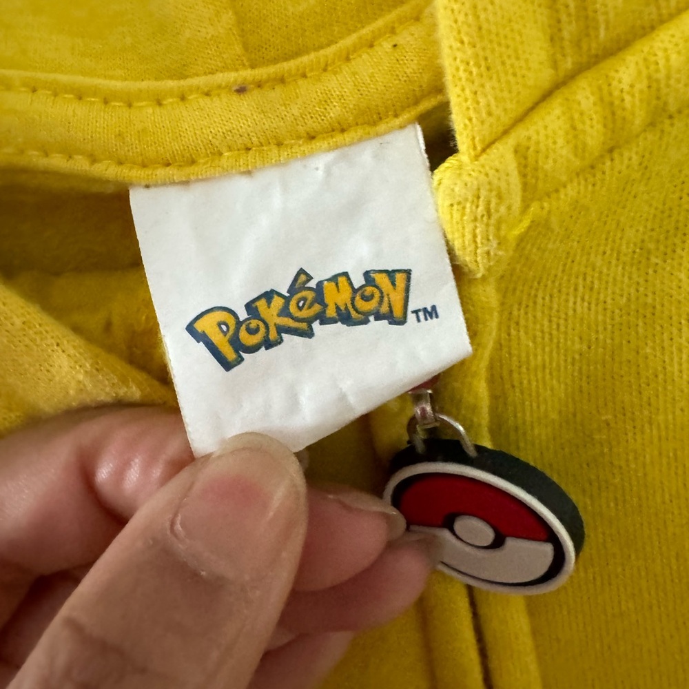Pokemon Hoodie - Picture 2 of 4